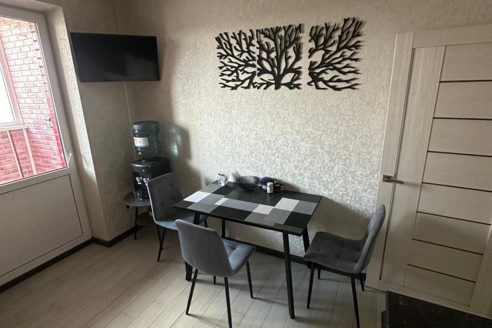 Сдаётся 1-комнатная квартира, 39 м²