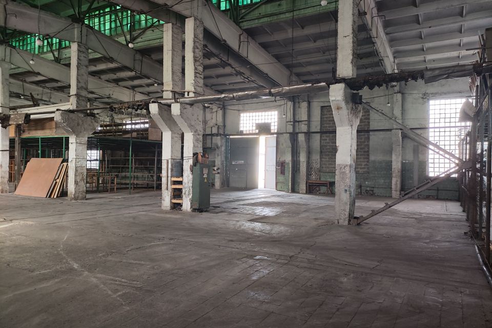 Сдаётся помещение своб. назначения, 1300 м²