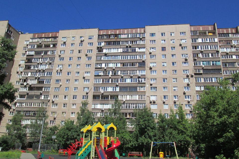 Сдаётся 3-комнатная квартира, 83 м²
