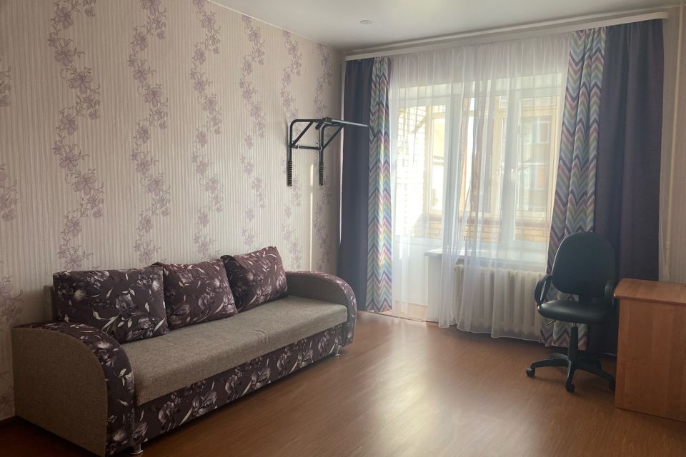 Сдаётся 1-комнатная квартира, 42 м²