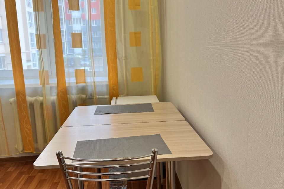 Сдаётся 1-комнатная квартира, 35 м²