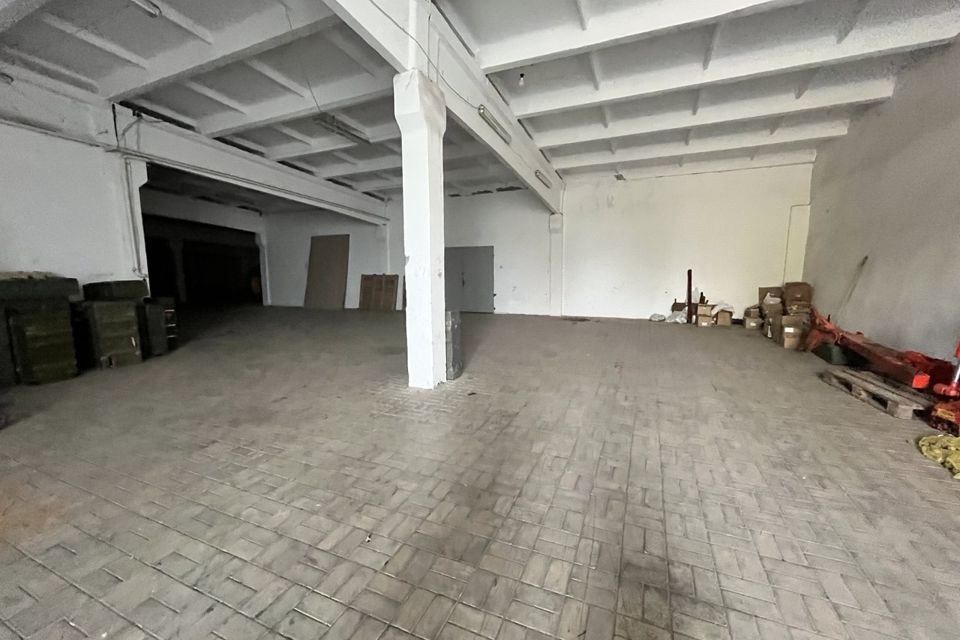 Сдаётся склад, 1400 м²