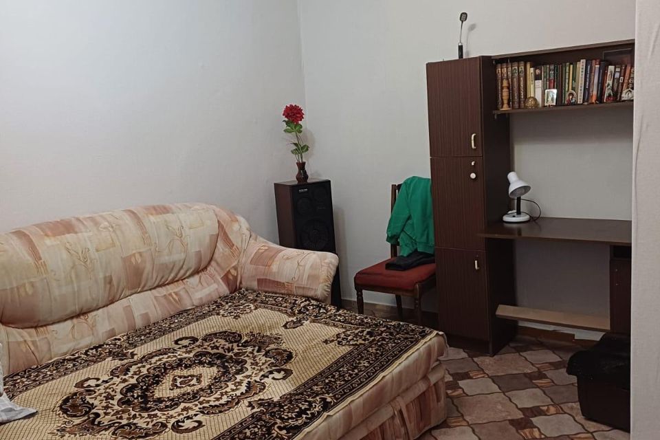 Сдаётся 1-комнатная квартира, 38 м²