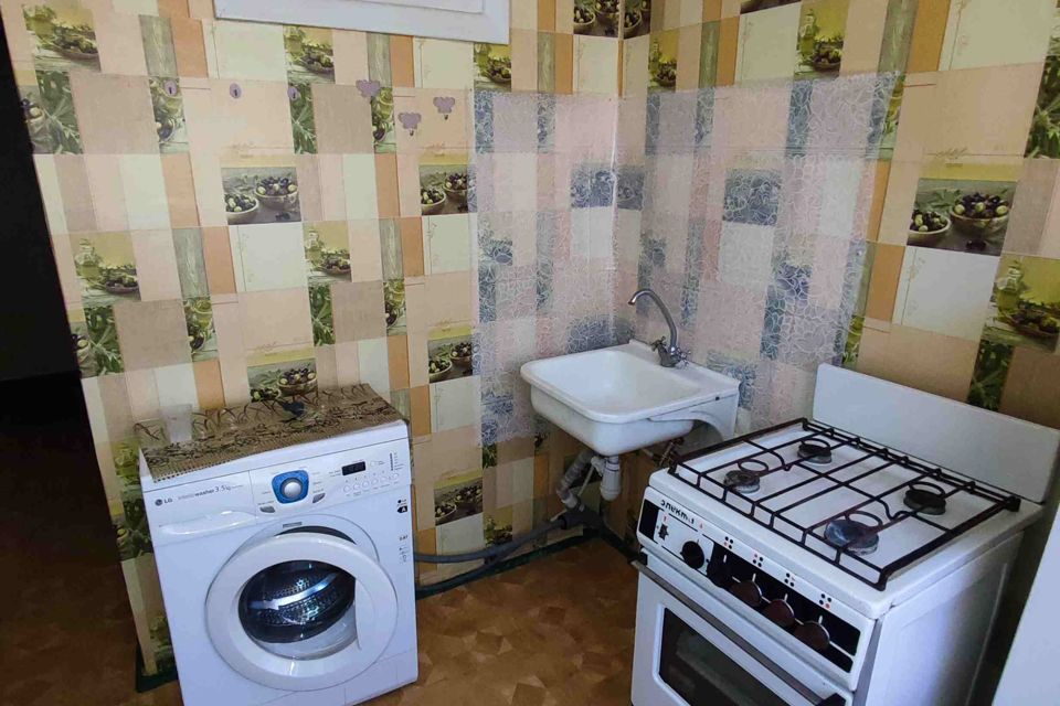 Сдаётся 1-комнатная квартира, 32 м²
