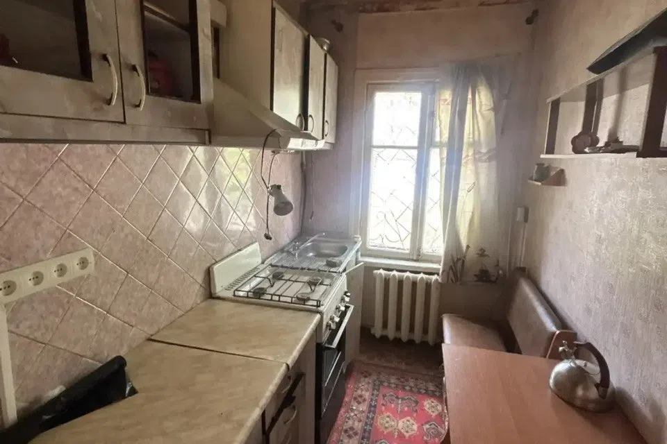 Сдаётся 2-комнатная квартира, 160 м²