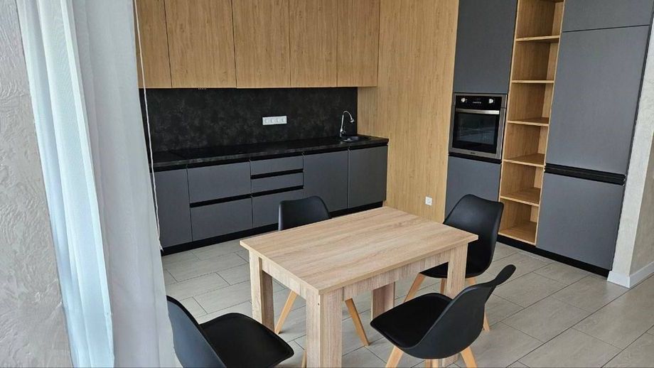 Сдаётся 1-комнатная квартира, 43 м²