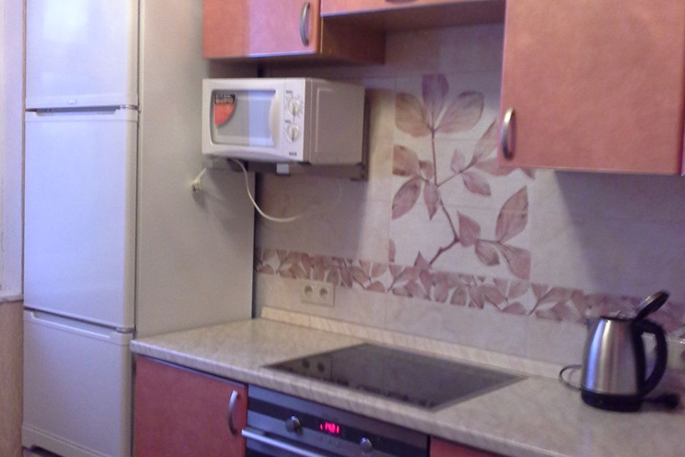 Сдаётся 2-комнатная квартира, 52 м²