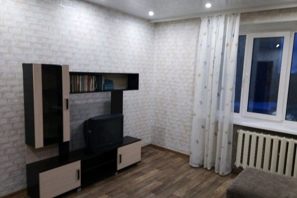 Сдаётся 2-комнатная квартира, 78 м²