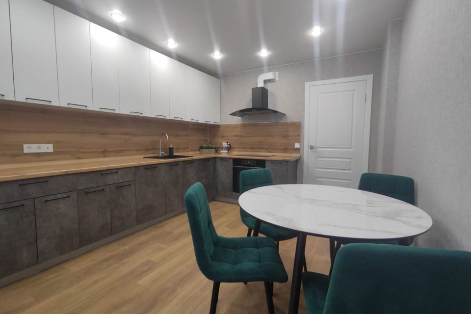 Сдаётся 1-комнатная квартира, 43 м²