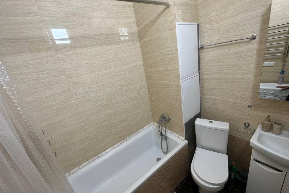 Сдаётся 1-комнатная квартира, 38 м²