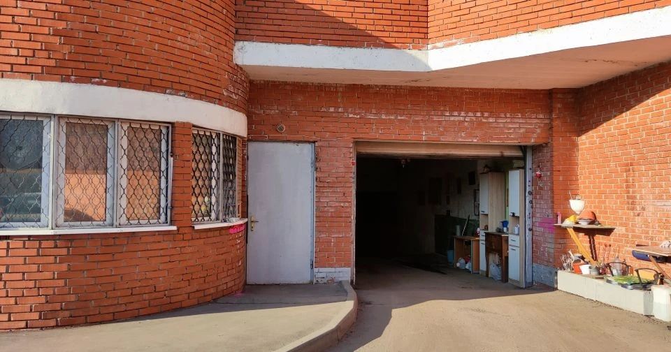 Сдаётся бокс, 16 м²