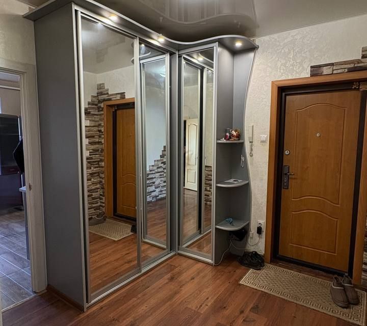 Сдаётся 2-комнатная квартира, 60.1 м²