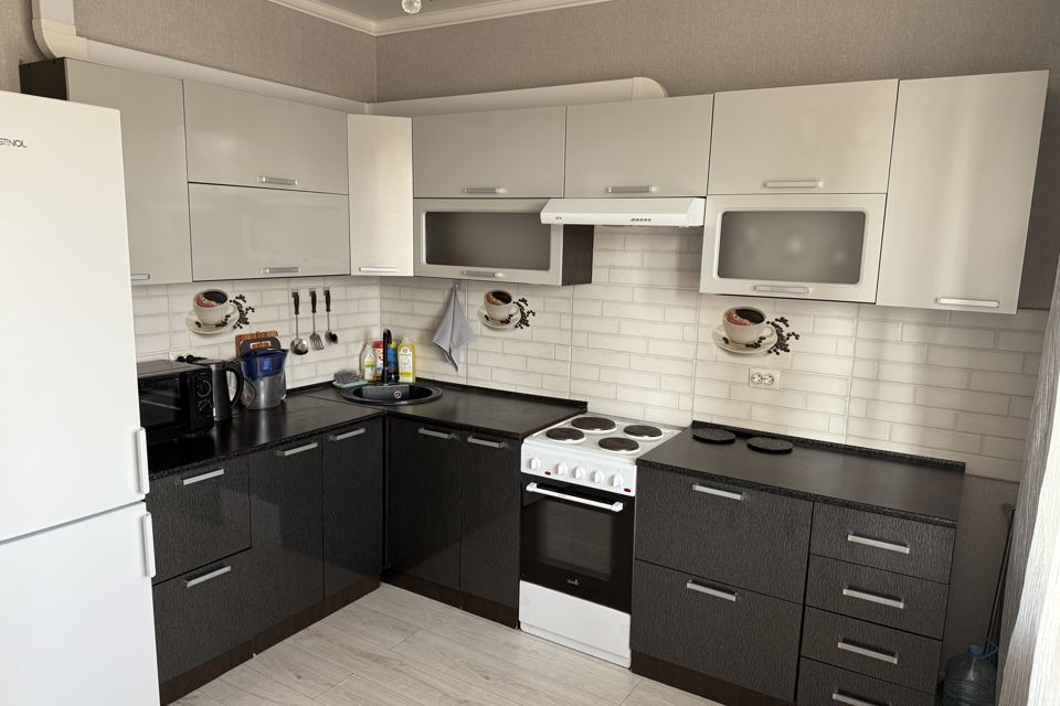 Сдаётся 1-комнатная квартира, 40 м²