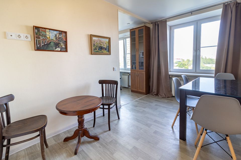 Сдаётся 2-комнатная квартира, 55 м²