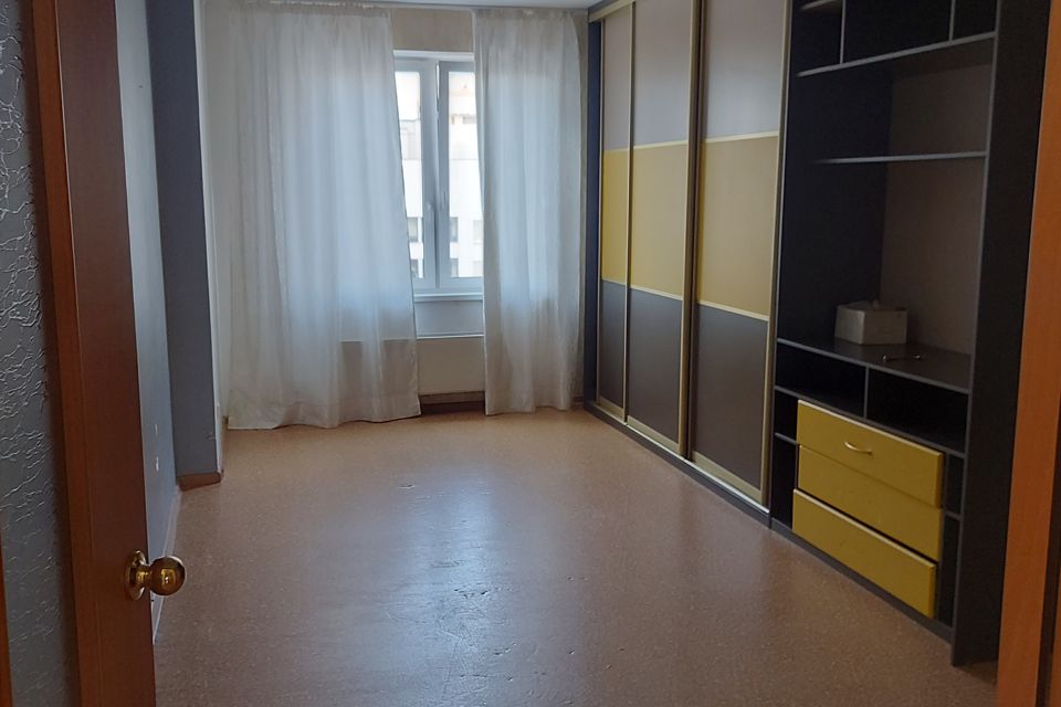 Сдаётся 2-комнатная квартира, 58 м²
