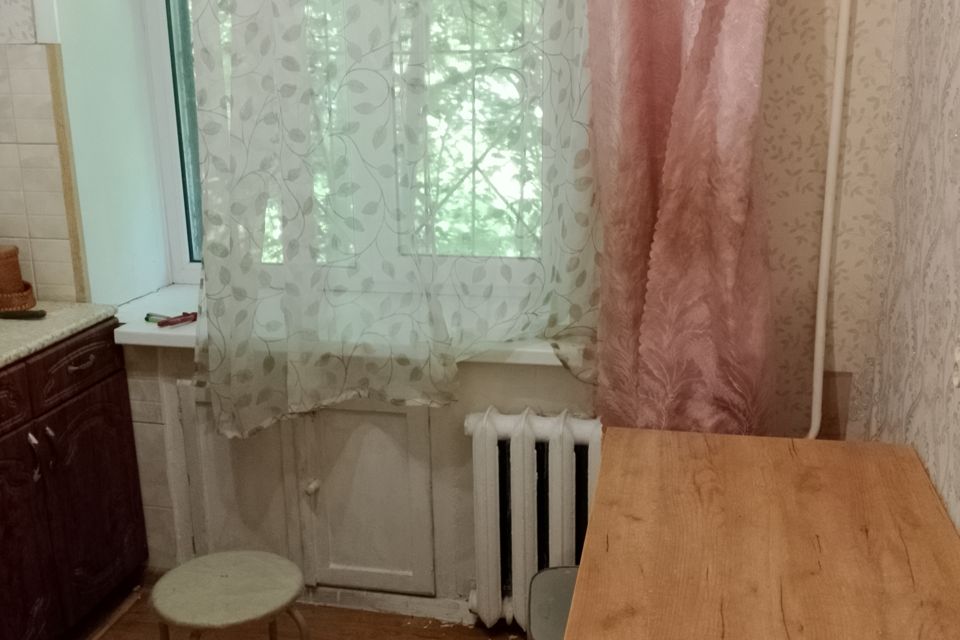 Сдаётся 2-комнатная квартира, 42 м²