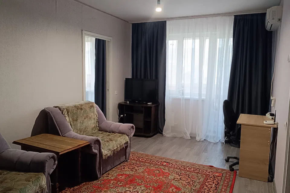 Сдаётся 3-комнатная квартира, 57 м²