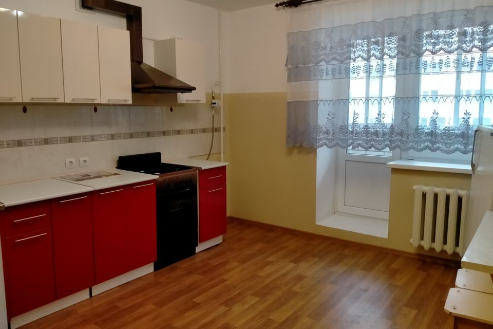 Сдаётся 2-комнатная квартира, 58 м²
