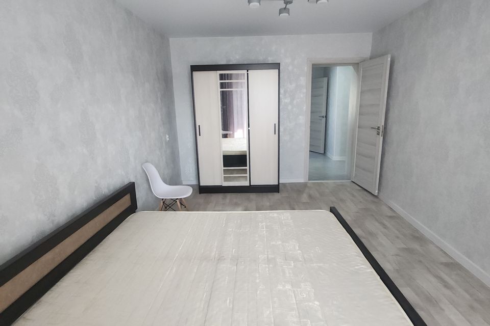 Сдаётся 2-комнатная квартира, 68 м²