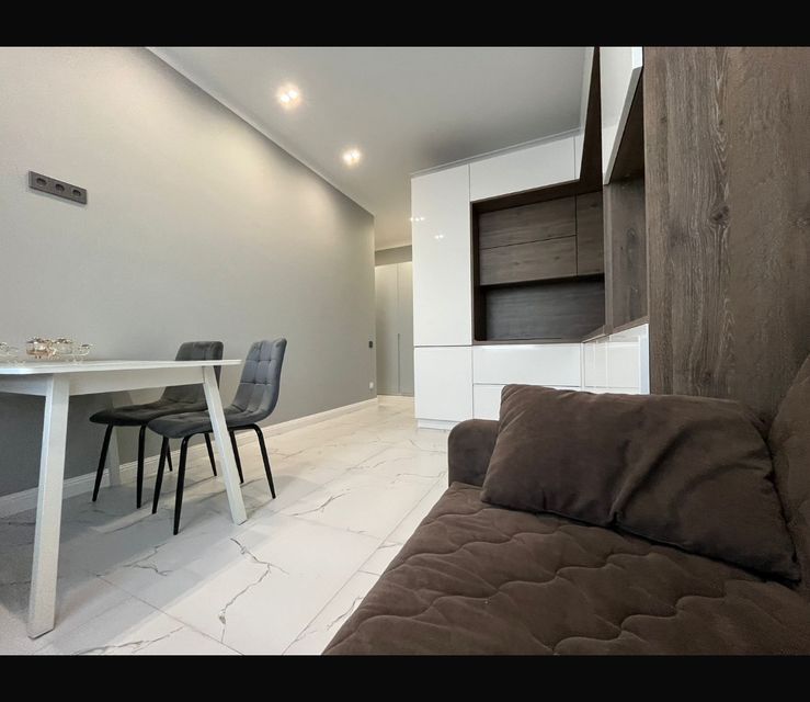 Сдаётся 2-комнатная квартира, 56 м²