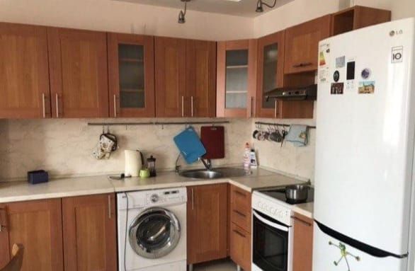 Сдаётся 2-комнатная квартира, 58 м²