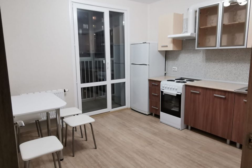 Сдаётся 1-комнатная квартира, 38 м²