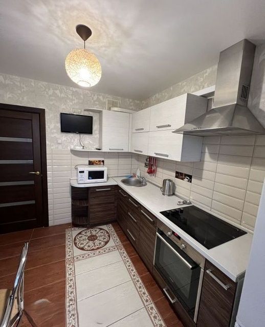 Сдаётся 3-комнатная квартира, 57 м²
