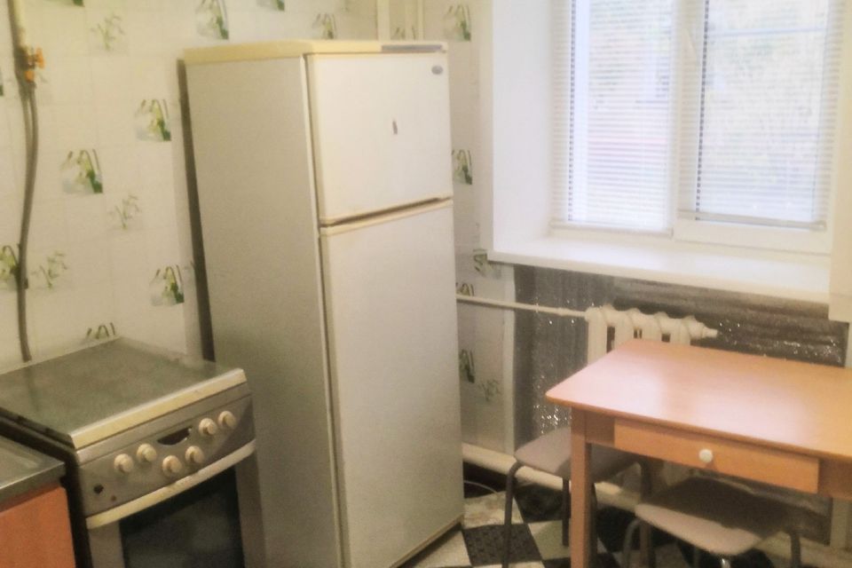 Сдаётся 2-комнатная квартира, 57 м²