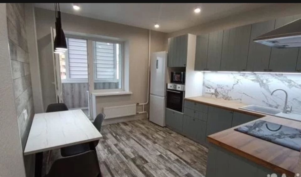 Сдаётся 1-комнатная квартира, 42 м²