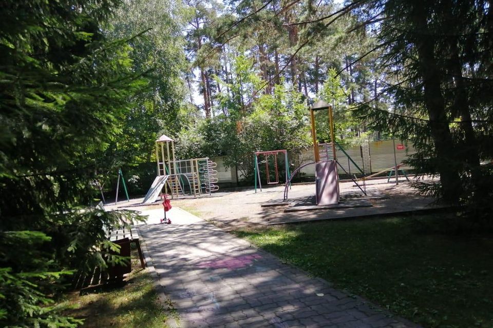 Сдаётся 2-комнатная квартира, 52 м²