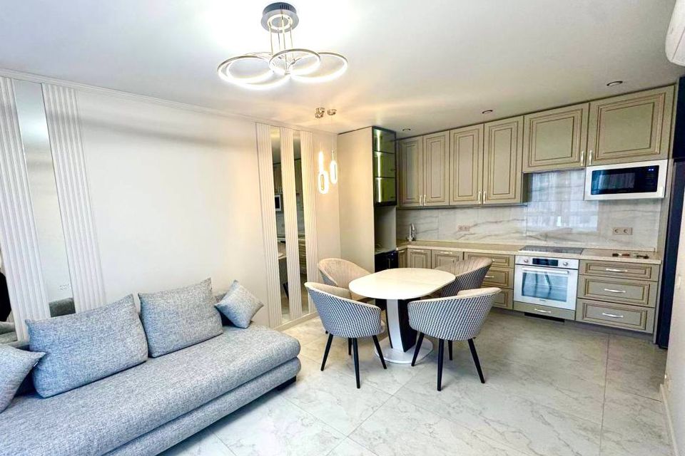 Сдаётся 3-комнатная квартира, 87.2 м²
