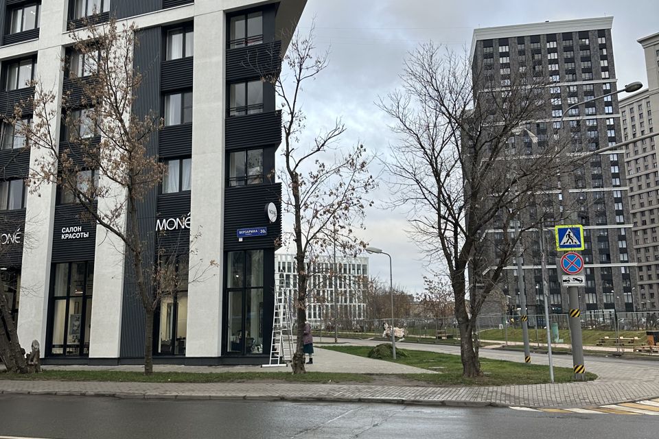 Сдаётся гараж, 18 м²