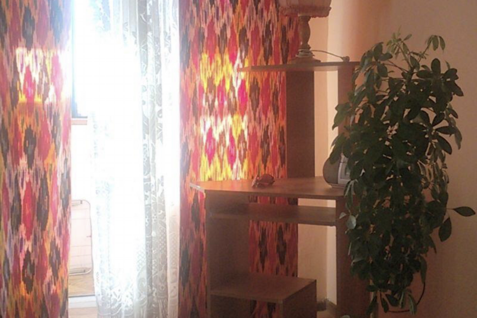 Сдаётся 1-комнатная квартира, 35 м²