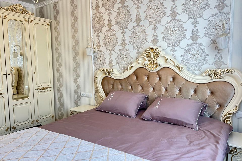 Сдаётся 2-комнатная квартира, 65 м²