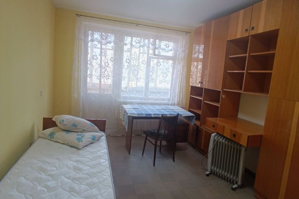 Сдаётся 2-комнатная квартира, 55 м²