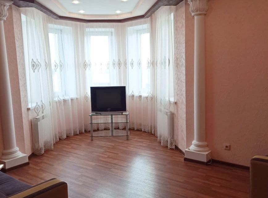 Сдаётся 2-комнатная квартира, 52 м²