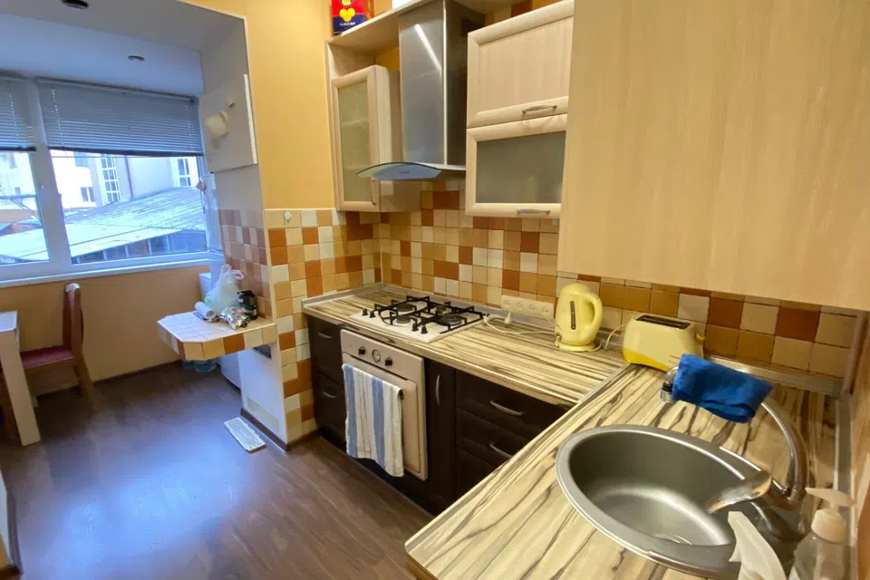 Сдаётся 2-комнатная квартира, 62 м²