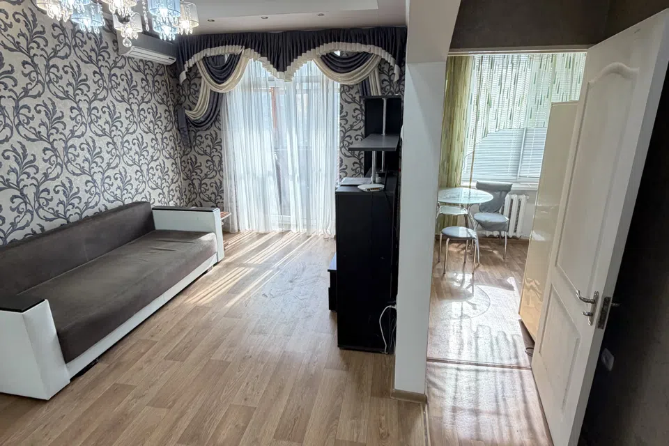 Сдаётся 2-комнатная квартира, 46 м²