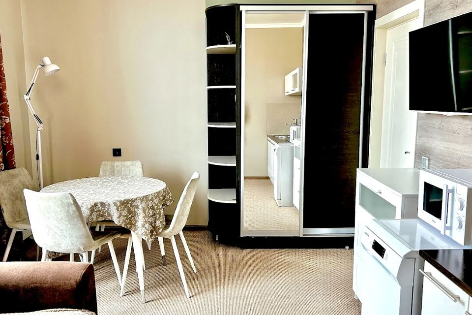 Сдаётся 2-комнатная квартира, 42 м²