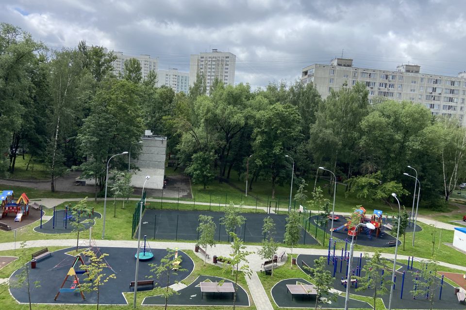 Сдаётся 2-комнатная квартира, 56 м²