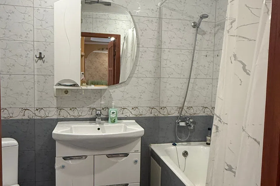Сдаётся 2-комнатная квартира, 50 м²