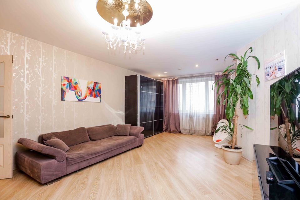 Сдаётся 3-комнатная квартира, 97 м²
