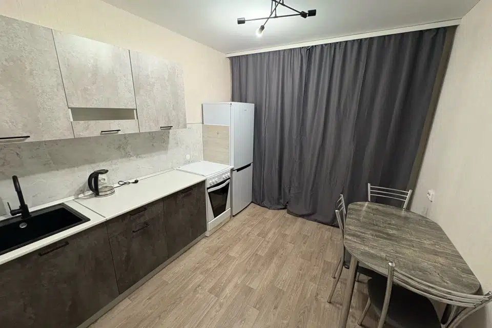 Сдаётся 1-комнатная квартира, 40 м²