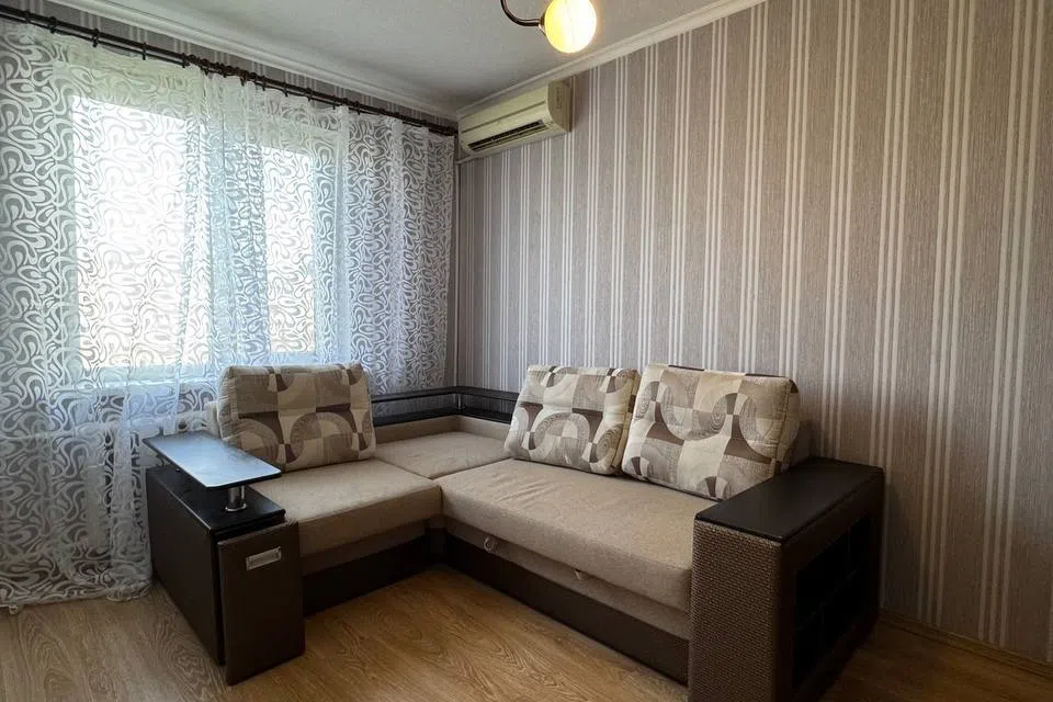 Сдаётся 2-комнатная квартира, 54 м²