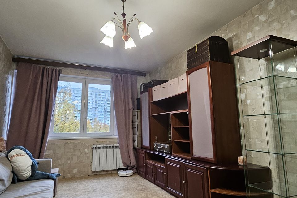 Сдаётся комната в 3-комн. квартире, 18 м²