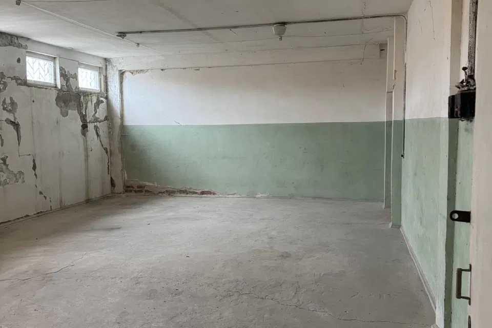 Сдаётся торговое помещение, 657 м²