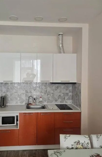 Сдаётся 1-комнатная квартира, 45 м²