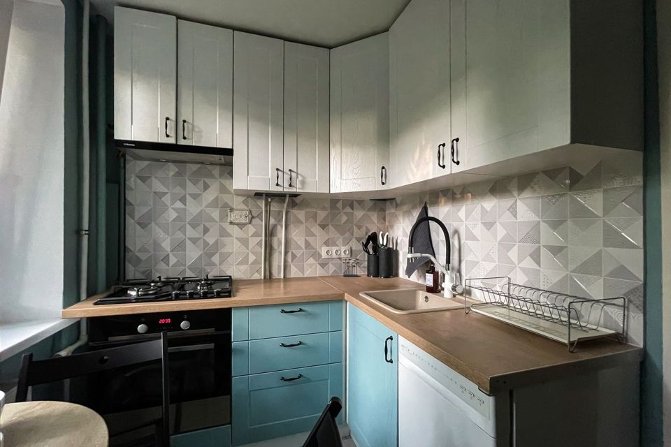 Сдаётся 2-комнатная квартира, 57 м²