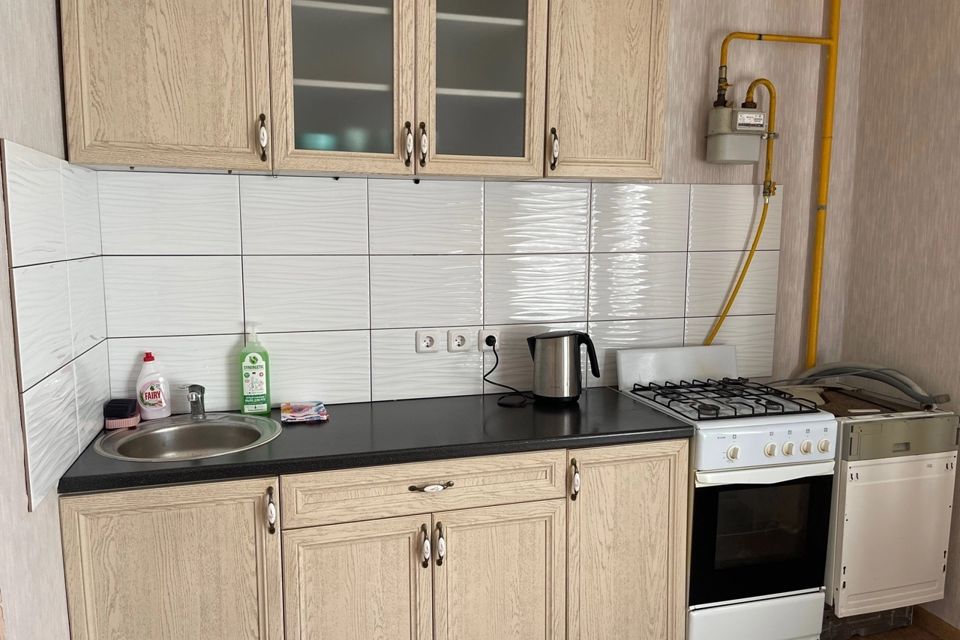 Сдаётся 1-комнатная квартира, 38 м²