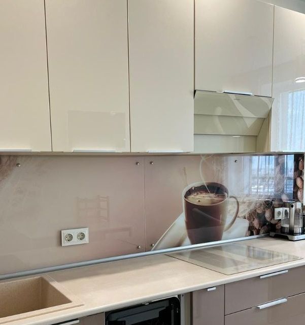Сдаётся 1-комнатная квартира, 42 м²